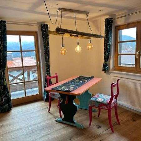 Charmante Farbenfrohe Wohnung Fuer Zwei Fischbachau Extérieur photo